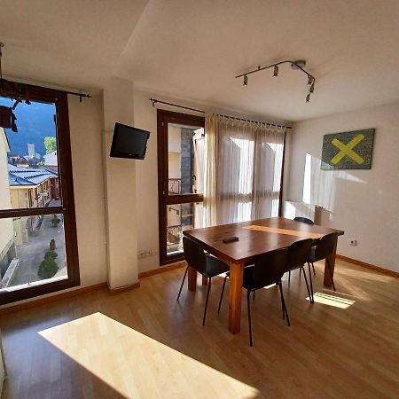 En El Pleno Centro De Biescas Con Garaje, Ascensor Y Wifi Apartment ภายนอก รูปภาพ