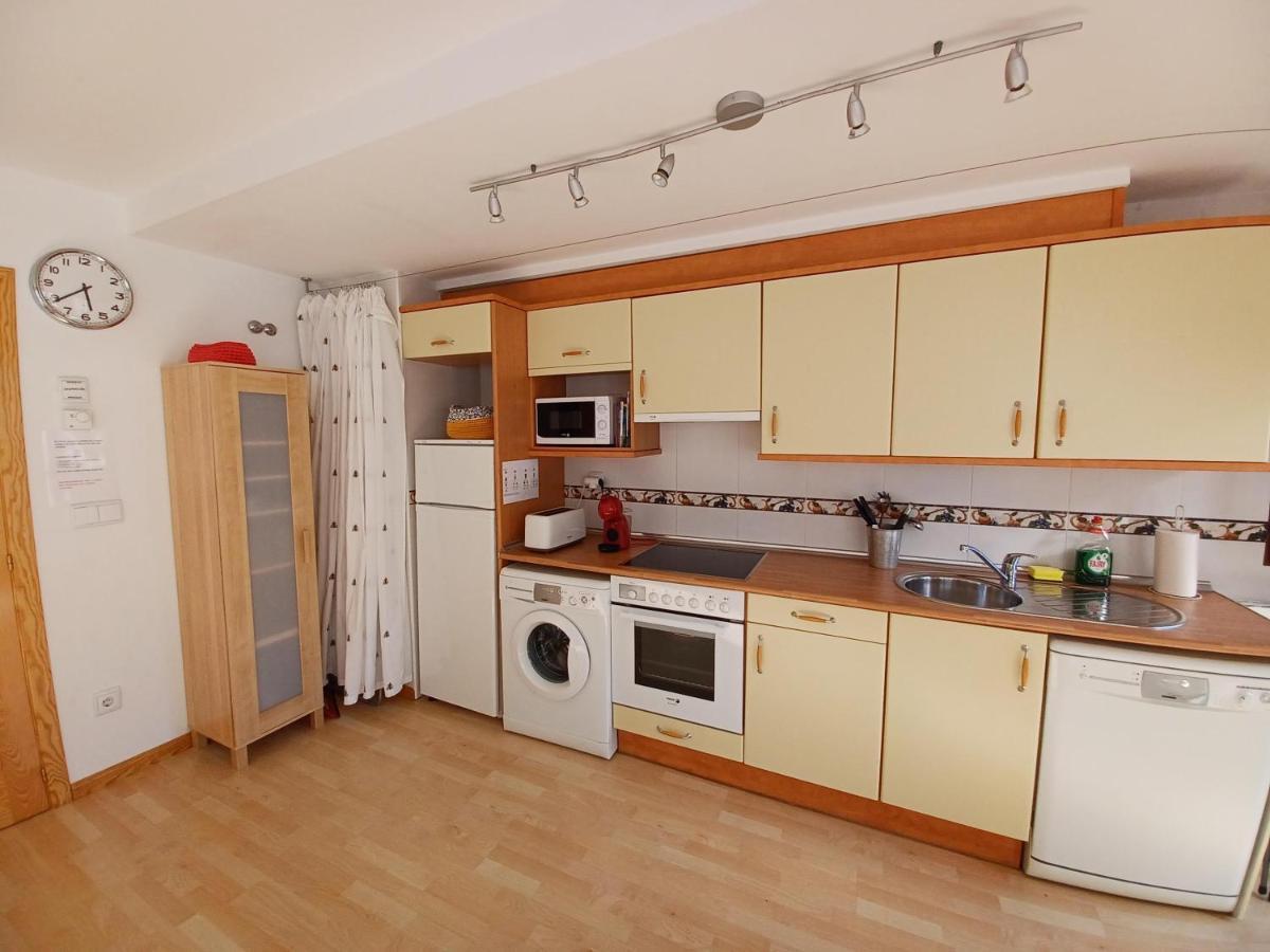 En El Pleno Centro De Biescas Con Garaje, Ascensor Y Wifi Apartment ภายนอก รูปภาพ