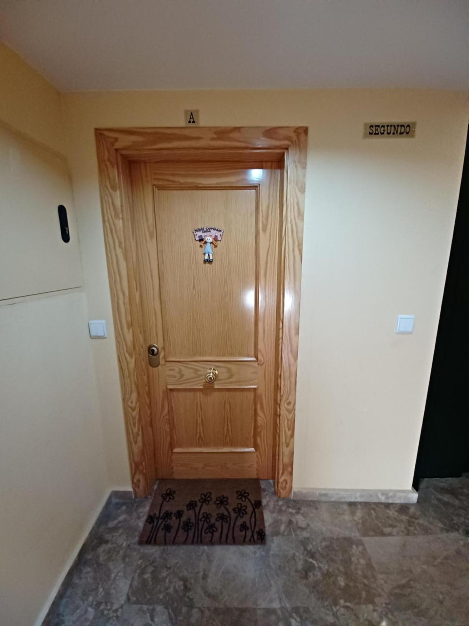 En El Pleno Centro De Biescas Con Garaje, Ascensor Y Wifi Apartment ภายนอก รูปภาพ